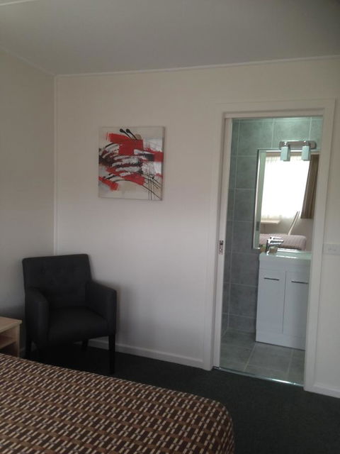 Beachcomber Motel & Apartments - Inverell Accommodation 25