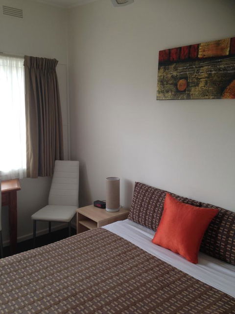 Beachcomber Motel & Apartments - Inverell Accommodation 40