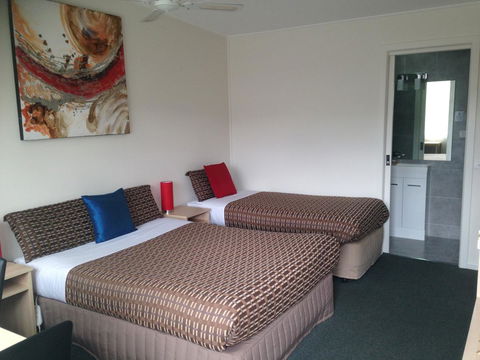 Beachcomber Motel & Apartments - Inverell Accommodation 35