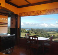 A Cottage with a View at Tudor Ridge - Inverell Accommodation