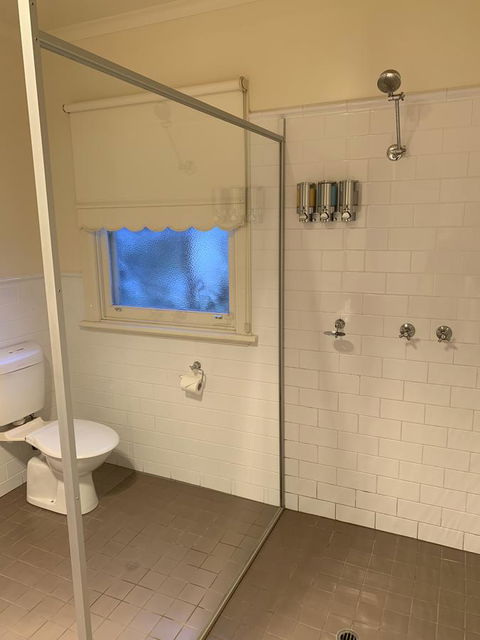 Dunkeld Studio Accommodation - Inverell Accommodation 9