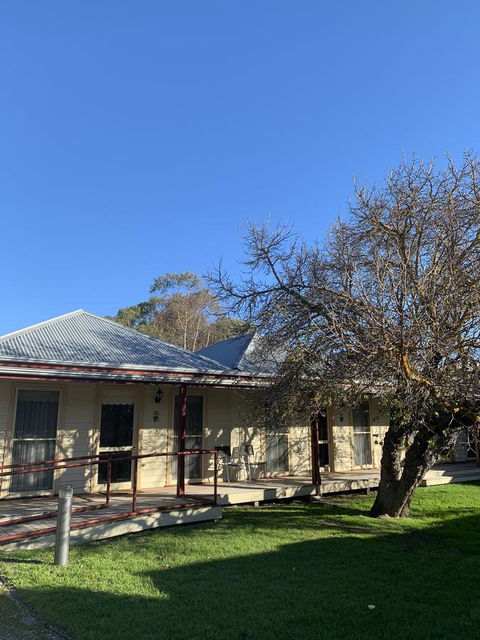 Dunkeld Studio Accommodation - Inverell Accommodation 0