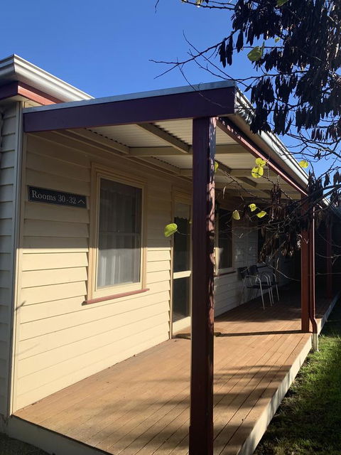 Dunkeld Studio Accommodation - Inverell Accommodation 3