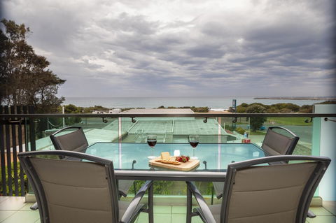 The Dolphin Apartments - Inverell Accommodation 4