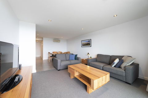 The Dolphin Apartments - Inverell Accommodation 13