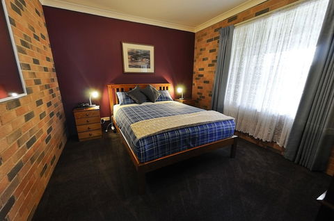 Greenvale Holiday Units - Inverell Accommodation 8