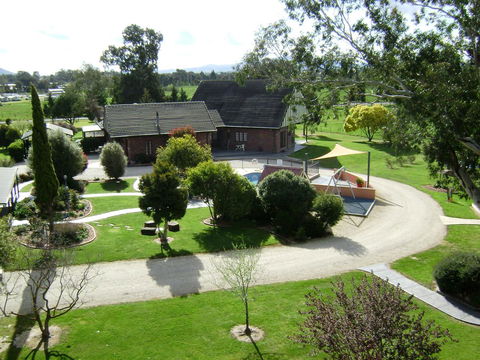 Greenvale Holiday Units - Inverell Accommodation 20