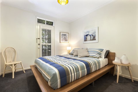 Melbourne Luxury Paradise - Inverell Accommodation 4