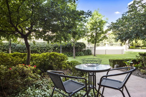 Melbourne Luxury Paradise - Inverell Accommodation 1