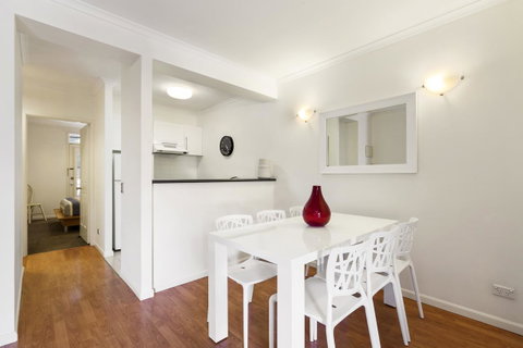 Melbourne Luxury Paradise - Inverell Accommodation 6
