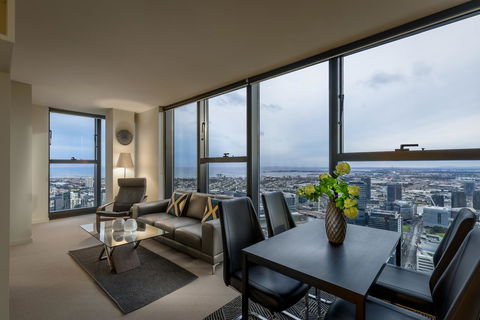 Melbourne SkyHigh Apartments - Inverell Accommodation 15