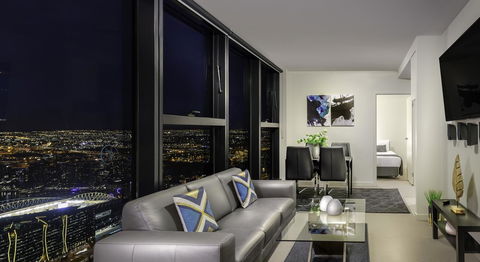 Melbourne SkyHigh Apartments - Inverell Accommodation 16