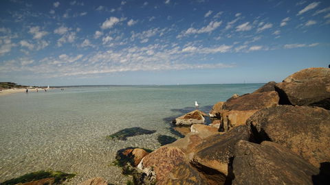 Waterfront Retreat - Inverell Accommodation 32