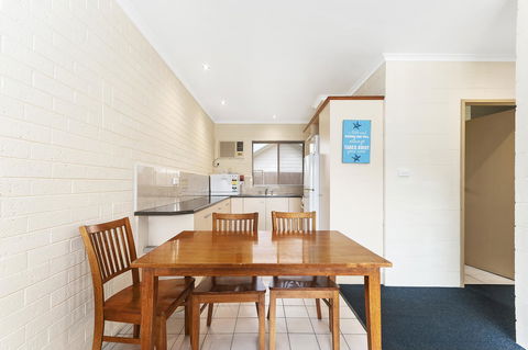 Allambi Holiday Apartments - Inverell Accommodation 1