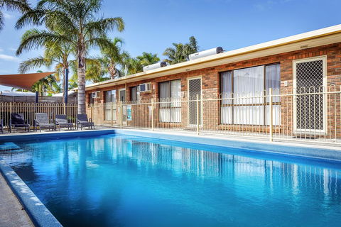 Allambi Holiday Apartments - Inverell Accommodation 14