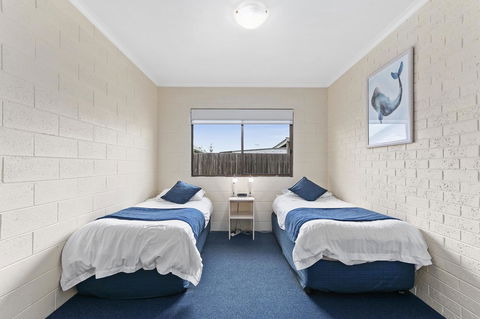 Allambi Holiday Apartments - Inverell Accommodation 6