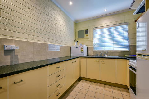 Allambi Holiday Apartments - Inverell Accommodation 41