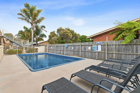 Allambi Holiday Apartments - Inverell Accommodation 16