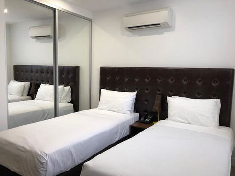 Whitehorse Apartments Hotel - Inverell Accommodation 4