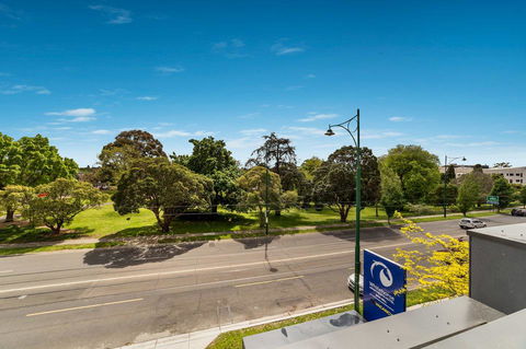 Whitehorse Apartments Hotel - Inverell Accommodation 37