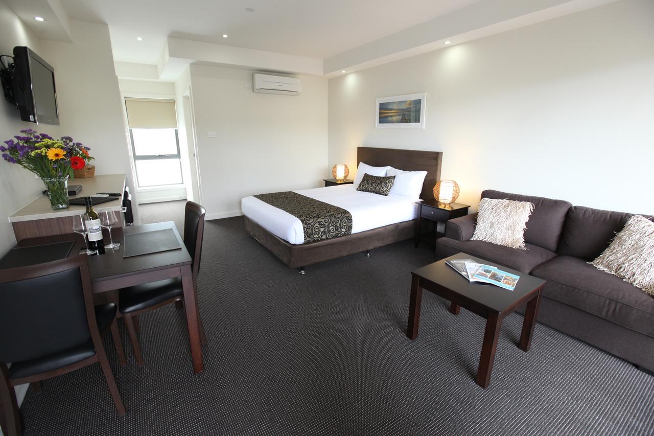 Langwarrin South VIC Inverell Accommodation