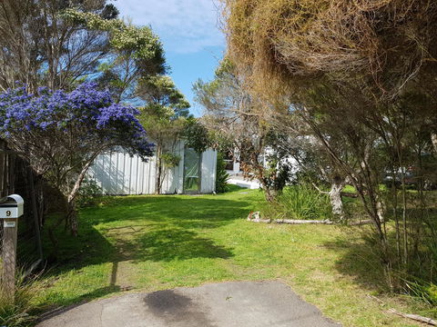 Dromana Holiday Beach House - Inverell Accommodation 9