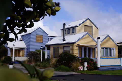 Rayville Boat Houses - Inverell Accommodation 0