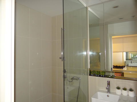 Amazing Accommodations: Vogue - Inverell Accommodation 1