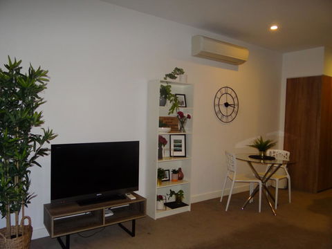 Amazing Accommodations: Vogue - Inverell Accommodation 5