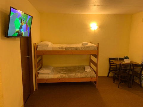 Mountain Creek Motel Bar & Restaurant - Inverell Accommodation 5
