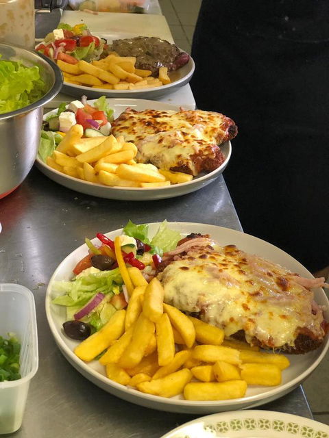 Mountain Creek Motel Bar & Restaurant - Inverell Accommodation 39