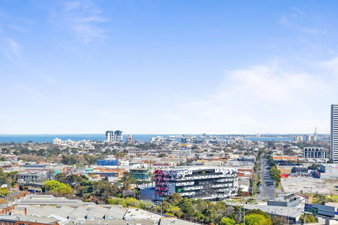 Complete Host Tiara Apartments - Inverell Accommodation 10
