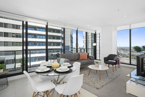 Complete Host Tiara Apartments - Inverell Accommodation 17