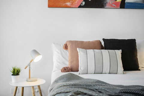 Complete Host Tiara Apartments - Inverell Accommodation 7