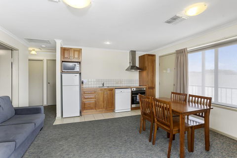 Comfort Inn Warrnambool International - Inverell Accommodation 35