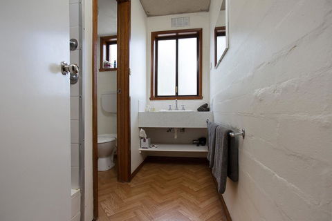 Eastern Beach Holiday Units - Inverell Accommodation 4