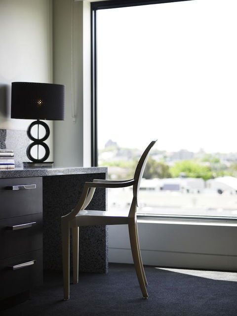 The Cullen Melbourne - Art Series - Inverell Accommodation 7
