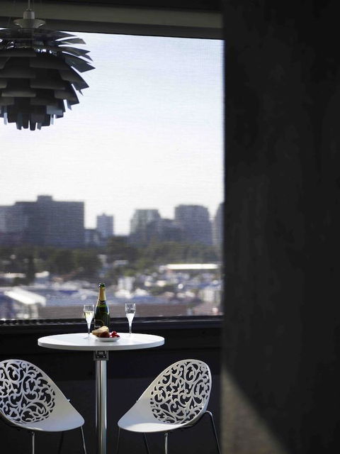 The Cullen Melbourne - Art Series - Inverell Accommodation 40