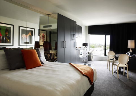 The Cullen Melbourne - Art Series - Inverell Accommodation 3
