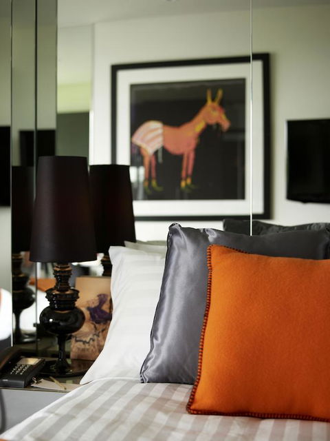 The Cullen Melbourne - Art Series - Inverell Accommodation 8