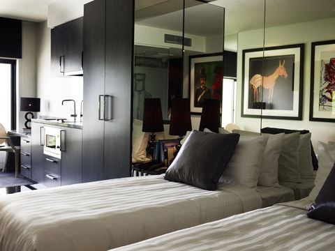 The Cullen Melbourne - Art Series - Inverell Accommodation 18
