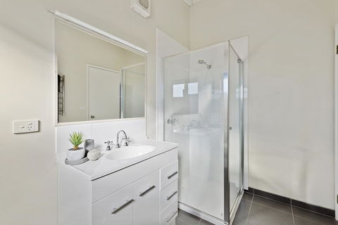 Beachside House - Inverell Accommodation 19