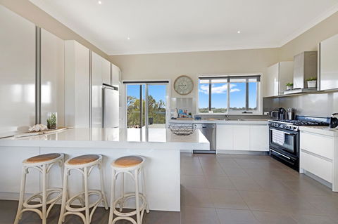 Beachside House - Inverell Accommodation 7