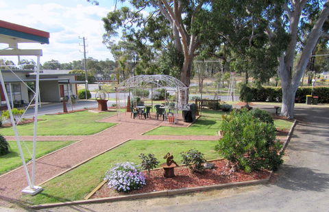 The Highlander Motel - 24HR Check In - Inverell Accommodation 6