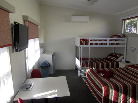 The Highlander Motel - 24HR Check In - Inverell Accommodation 21