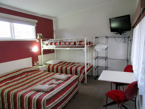 The Highlander Motel - 24HR Check In - Inverell Accommodation 17