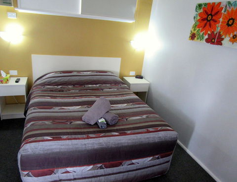 The Highlander Motel - 24HR Check In - Inverell Accommodation 13