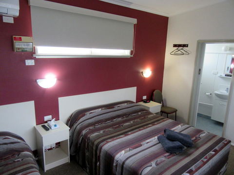 The Highlander Motel - 24HR Check In - Inverell Accommodation 2