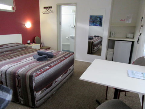 The Highlander Motel - 24HR Check In - Inverell Accommodation 1