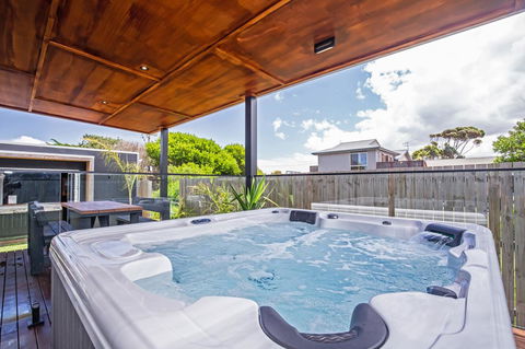 Island Getaway Cape Woolamai - Inverell Accommodation 18
